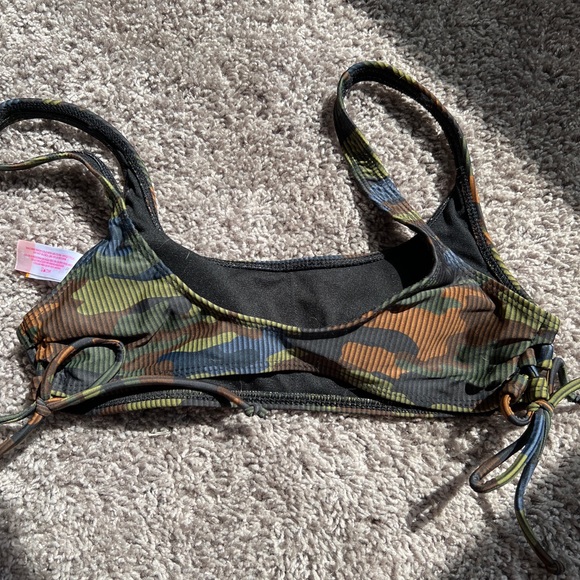 Camo bikini top - Picture 4 of 4